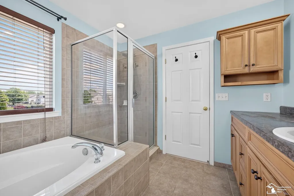 28921 Apple Blossom Drive Huron Charter Township MI 48134