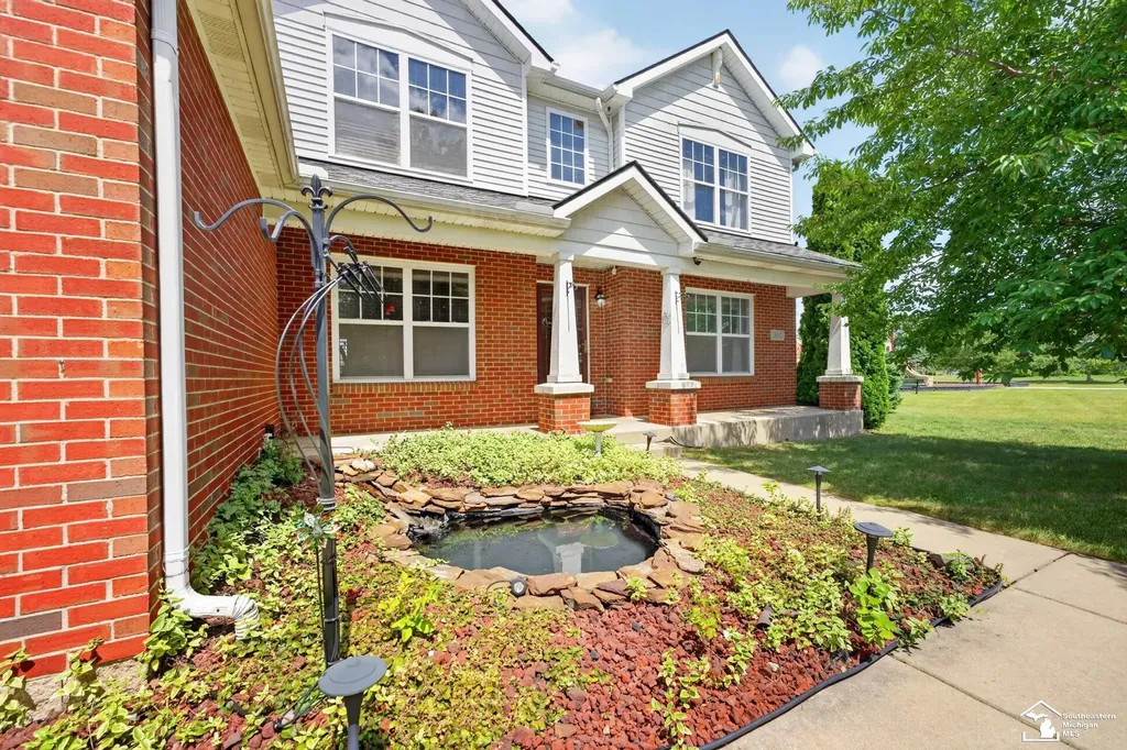 28921 Apple Blossom Drive Huron Charter Township MI 48134