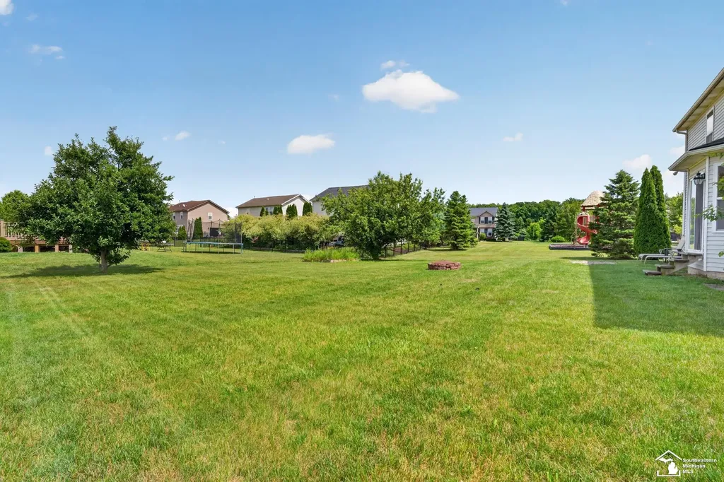 28921 Apple Blossom Drive Huron Charter Township MI 48134