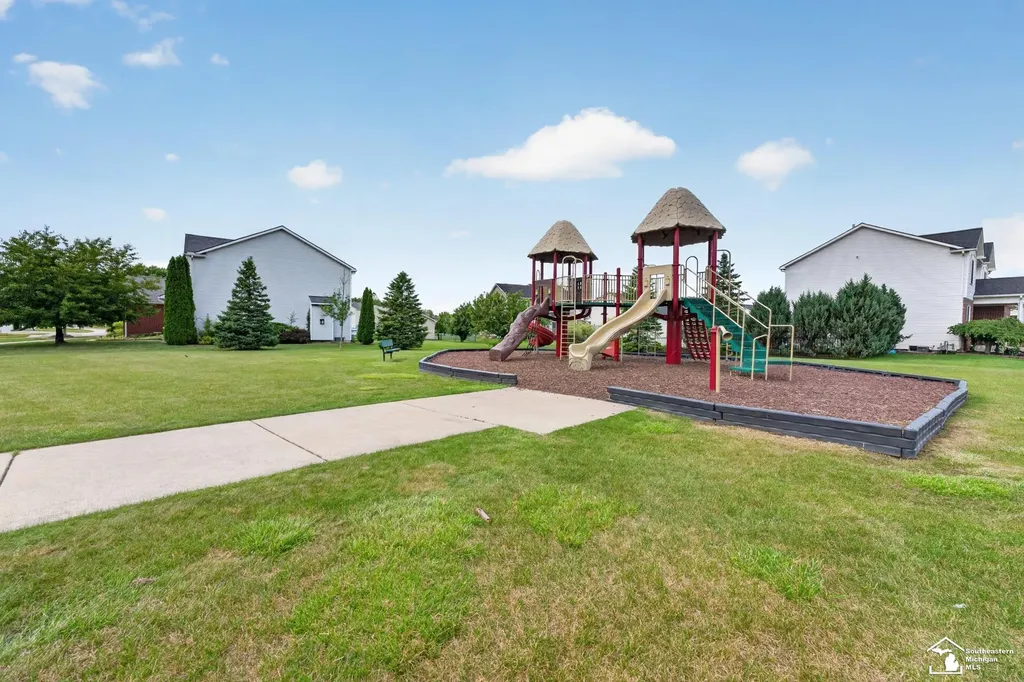 28921 Apple Blossom Drive Huron Charter Township MI 48134