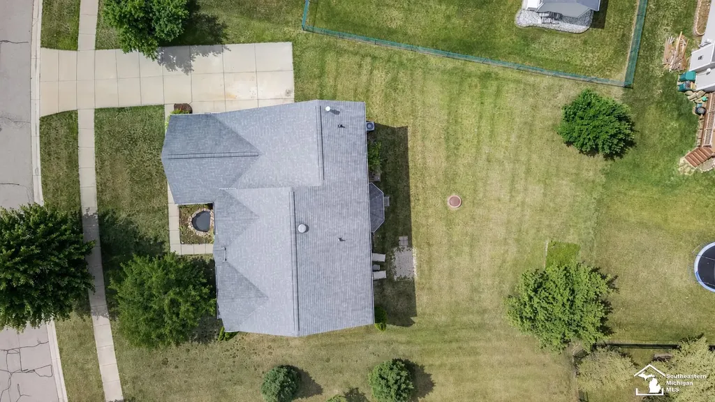 28921 Apple Blossom Drive Huron Charter Township MI 48134