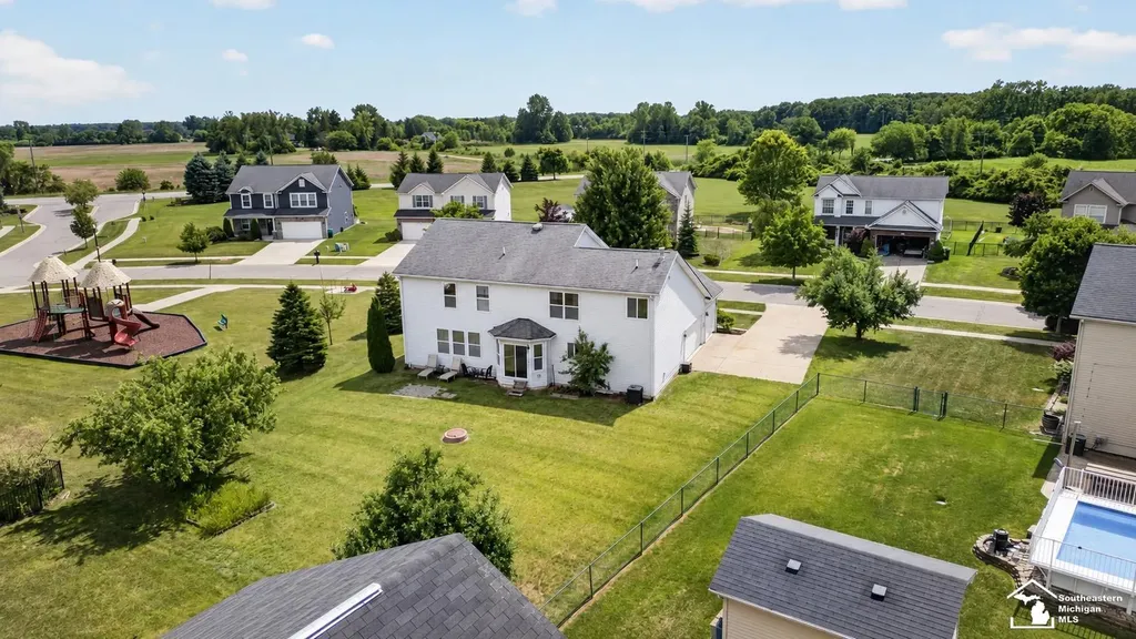 28921 Apple Blossom Drive Huron Charter Township MI 48134