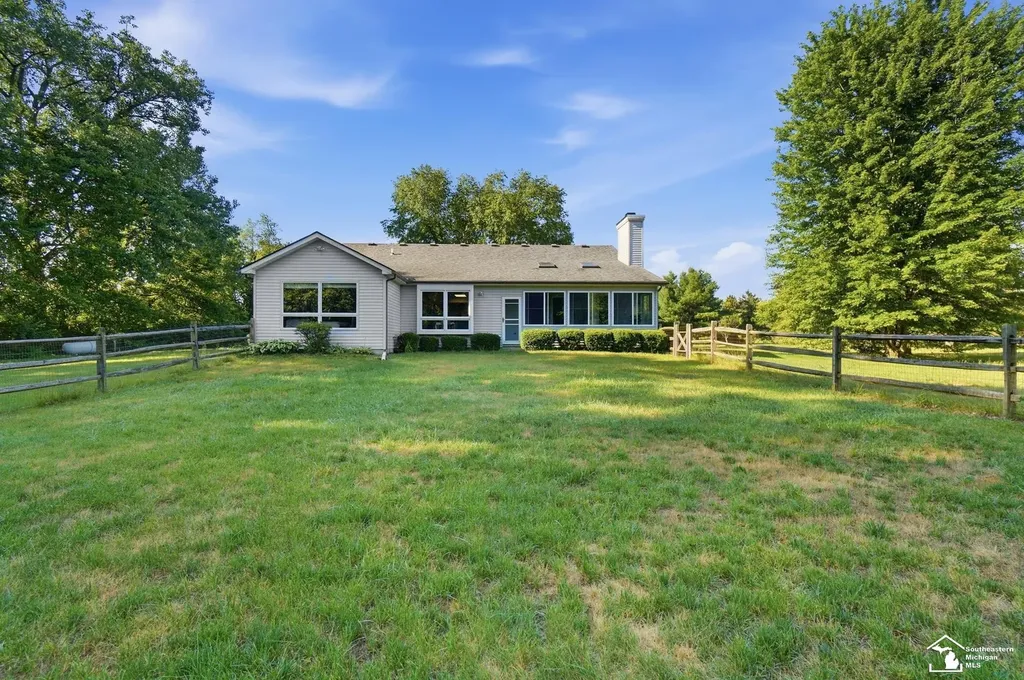 4358 Rauch Road Summerfield Township MI 49270