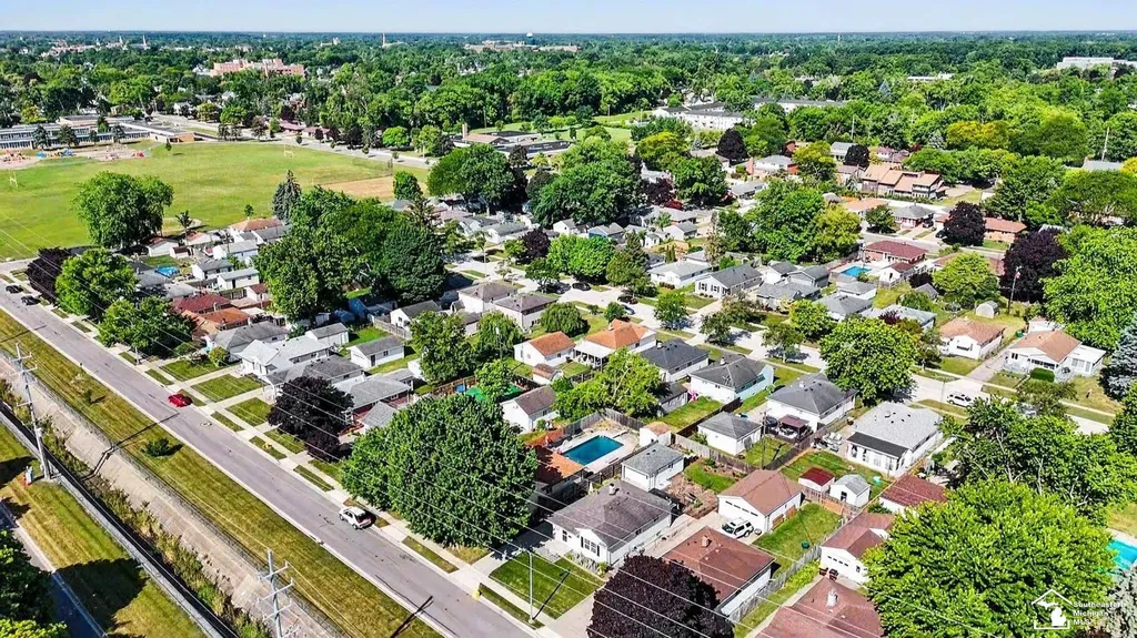1257 Maple Avenue Monroe City MI 48162