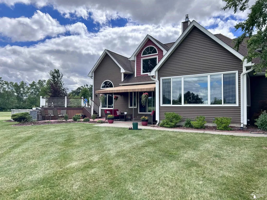 13310 Armstrong Road Berlin Charter Township MI 48179