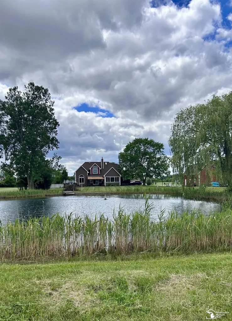 13310 Armstrong Road Berlin Charter Township MI 48179