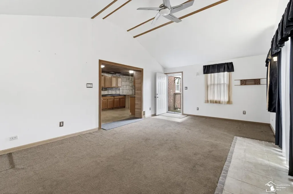 20452 Glenmore Street Redford Charter Township MI 48240