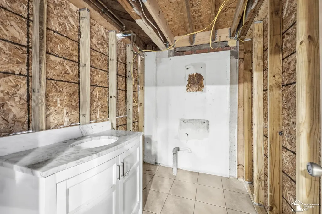 20452 Glenmore Street Redford Charter Township MI 48240