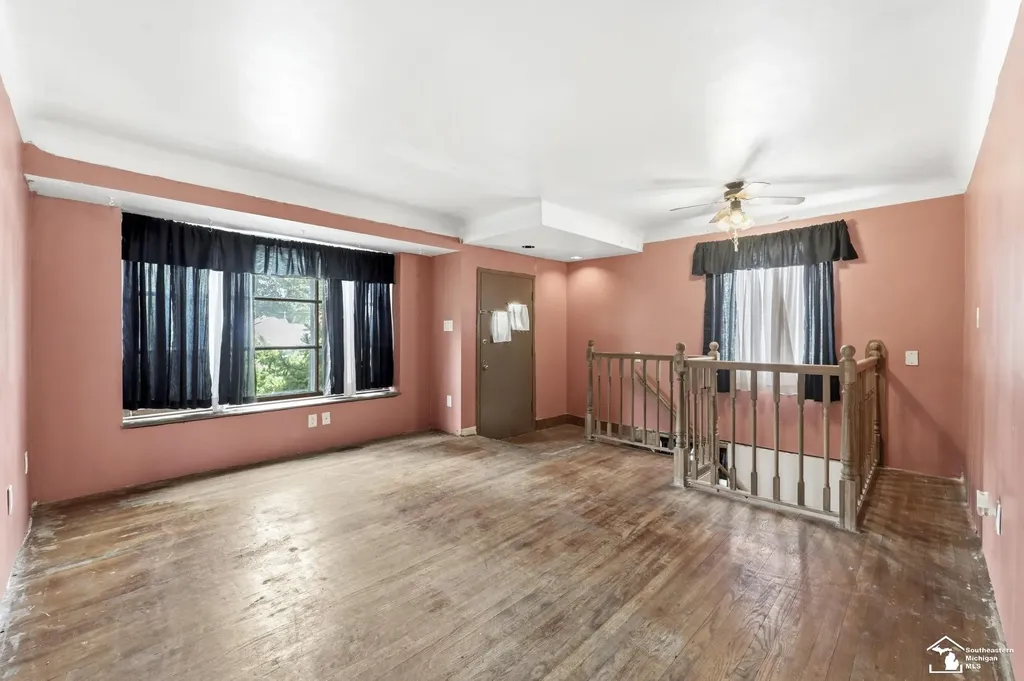 20452 Glenmore Street Redford Charter Township MI 48240