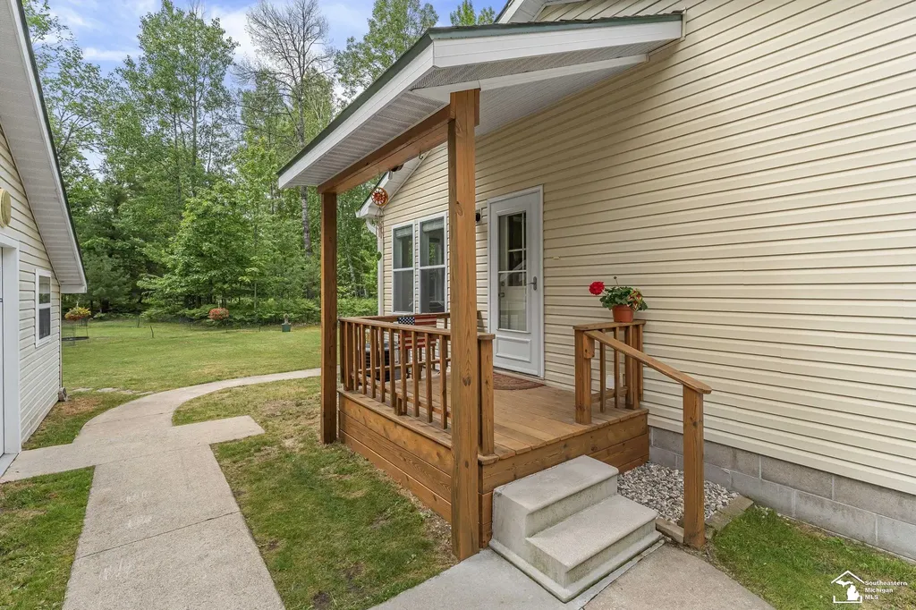 13332 Twin Lk Road NE Road Blue Lake Township MI 49646
