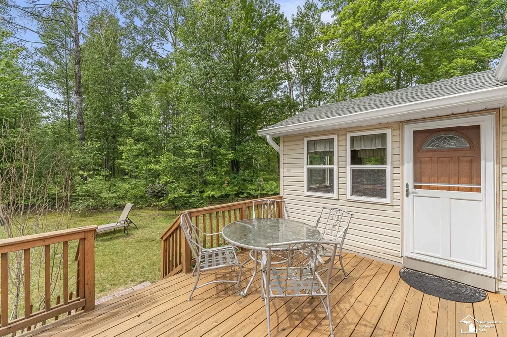 13332 Twin Lk Road NE Road Blue Lake Township MI 49646