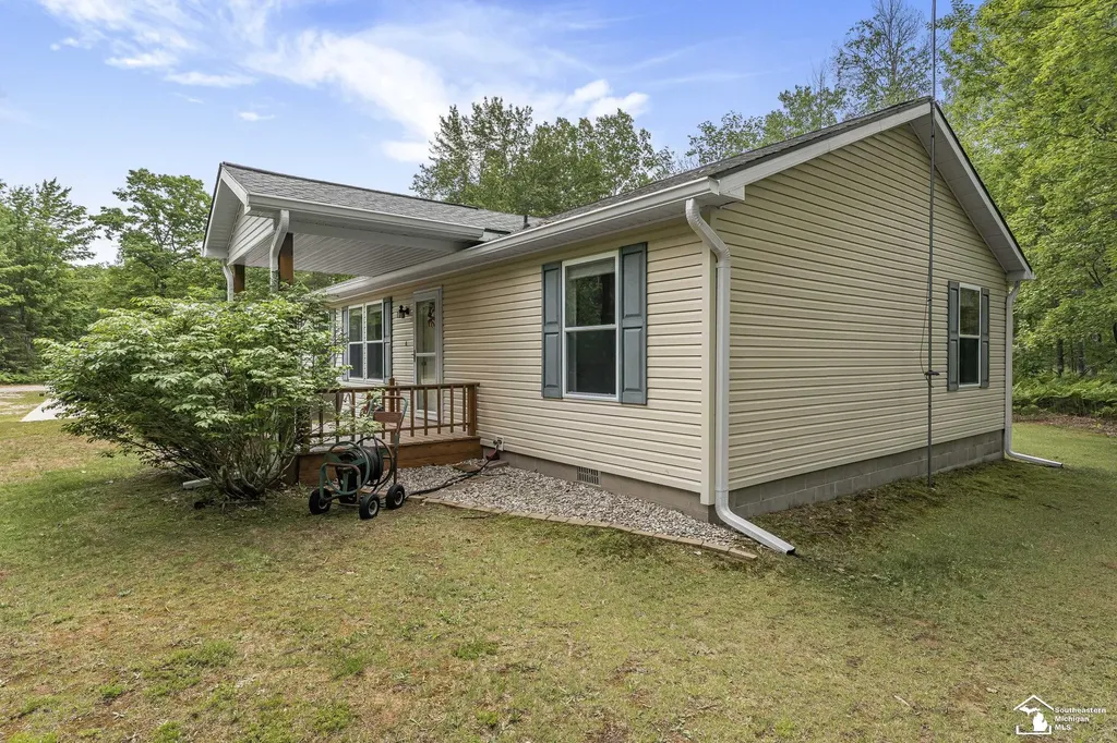 13332 Twin Lk Road NE Road Blue Lake Township MI 49646