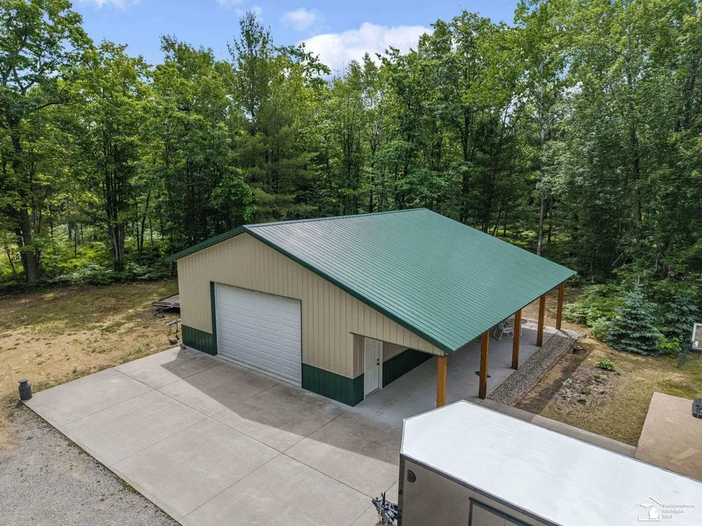 13332 Twin Lk Road NE Road Blue Lake Township MI 49646