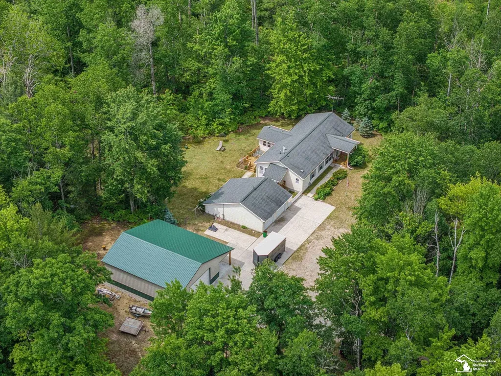 13332 Twin Lk Road NE Road Blue Lake Township MI 49646