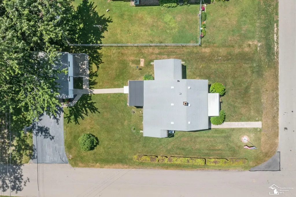 1011 Rambow Drive Monroe Charter Township MI 48161