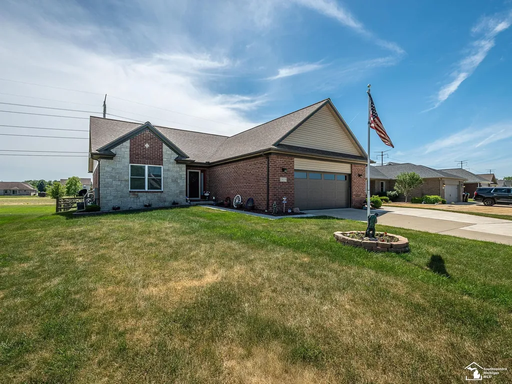 5019 Skylark Drive Monroe Charter Township MI 48161