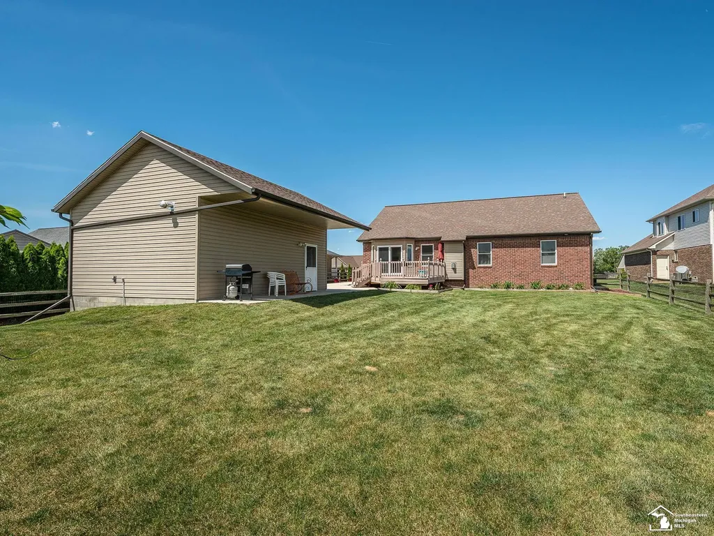 5019 Skylark Drive Monroe Charter Township MI 48161