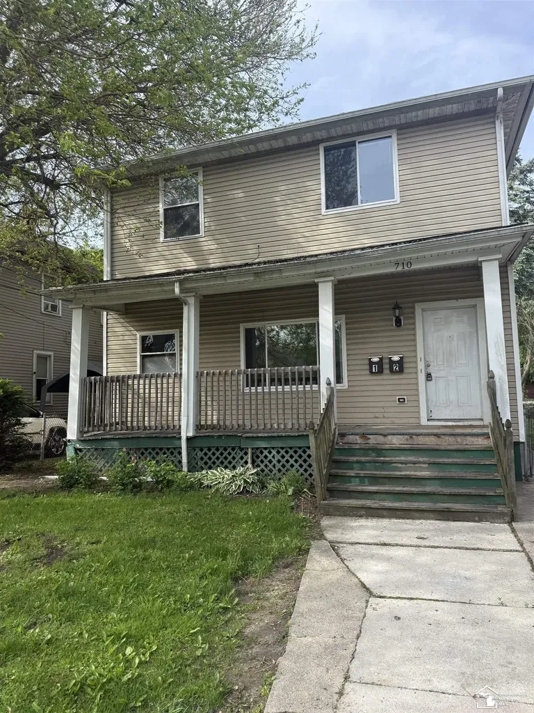 710 E Fourth Road Monroe City MI 48161