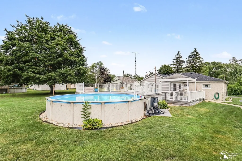 51 E Erie Road Unknown City MI 48182