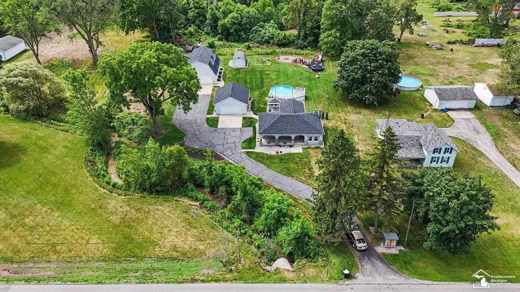 51 E Erie Road Unknown City MI 48182