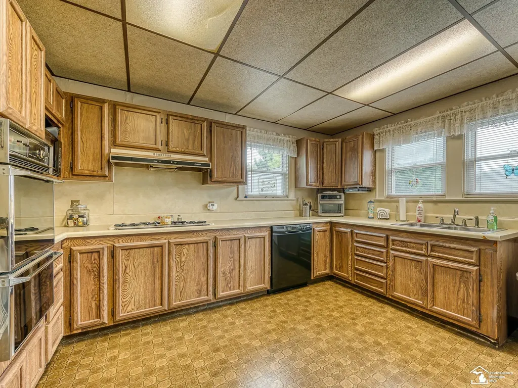 4973 N Dixie Highway Frenchtown Township MI 48166