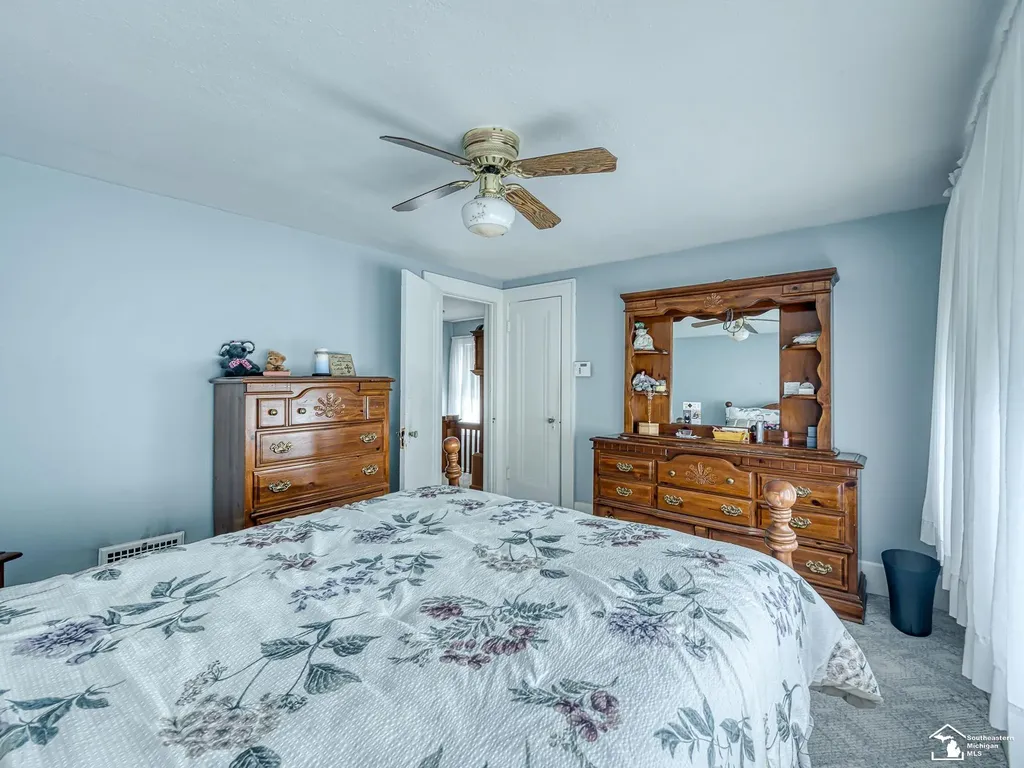 4973 N Dixie Highway Frenchtown Township MI 48166