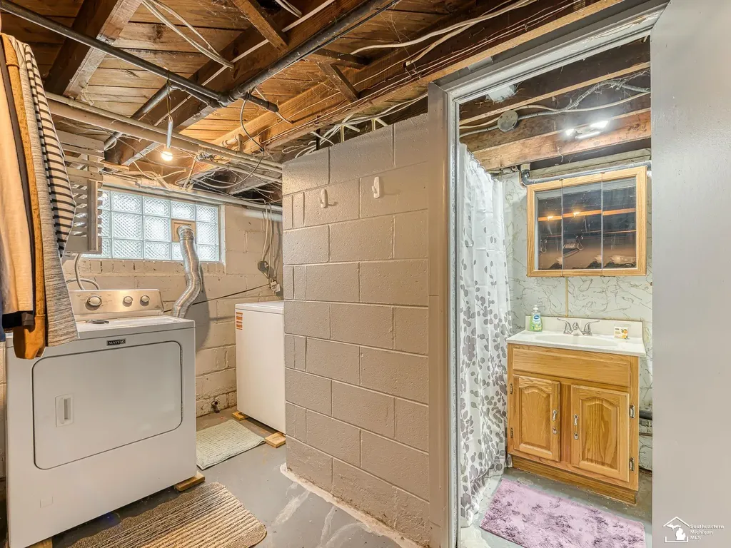 4973 N Dixie Highway Frenchtown Township MI 48166