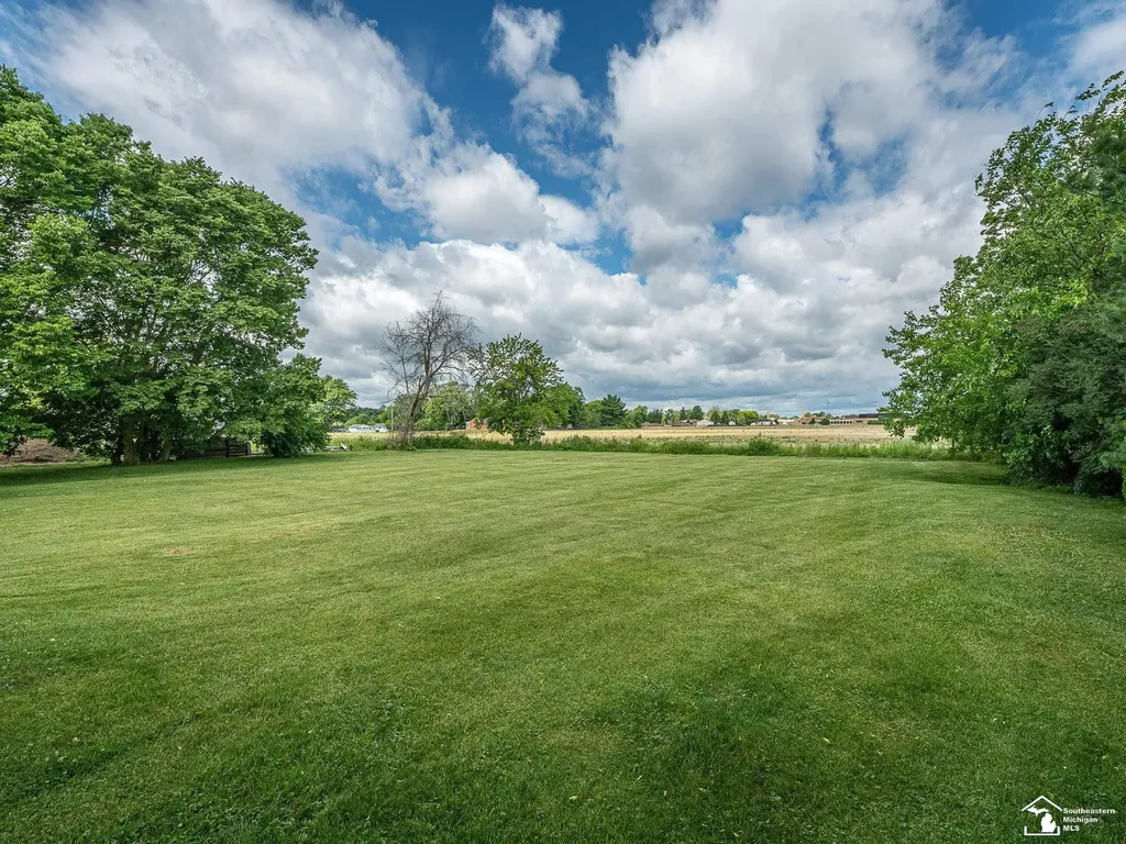 4973 N Dixie Highway Frenchtown Township MI 48166