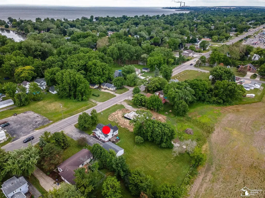4973 N Dixie Highway Frenchtown Township MI 48166