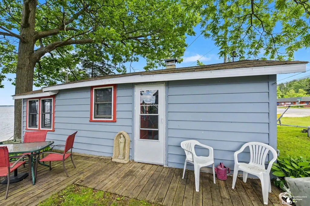 5358 W Houghton Lake Drive Unknown City MI 48629