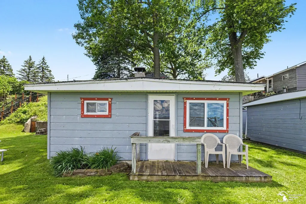 5358 W Houghton Lake Drive Unknown City MI 48629