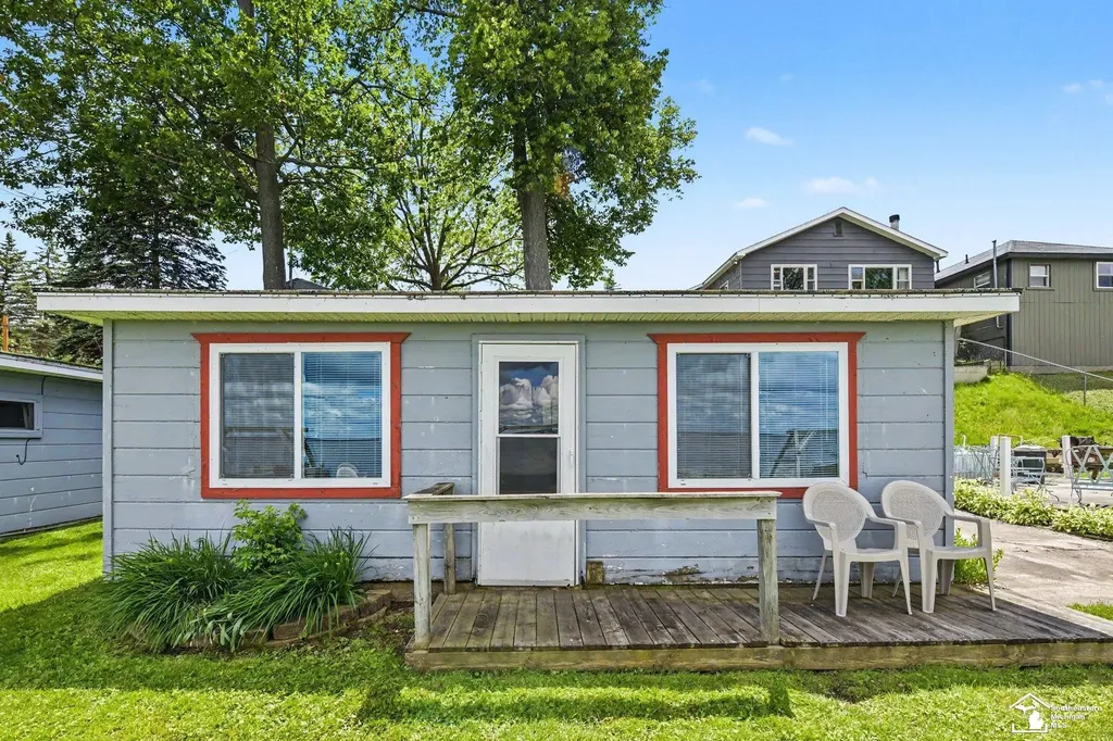 5358 W Houghton Lake Drive Unknown City MI 48629