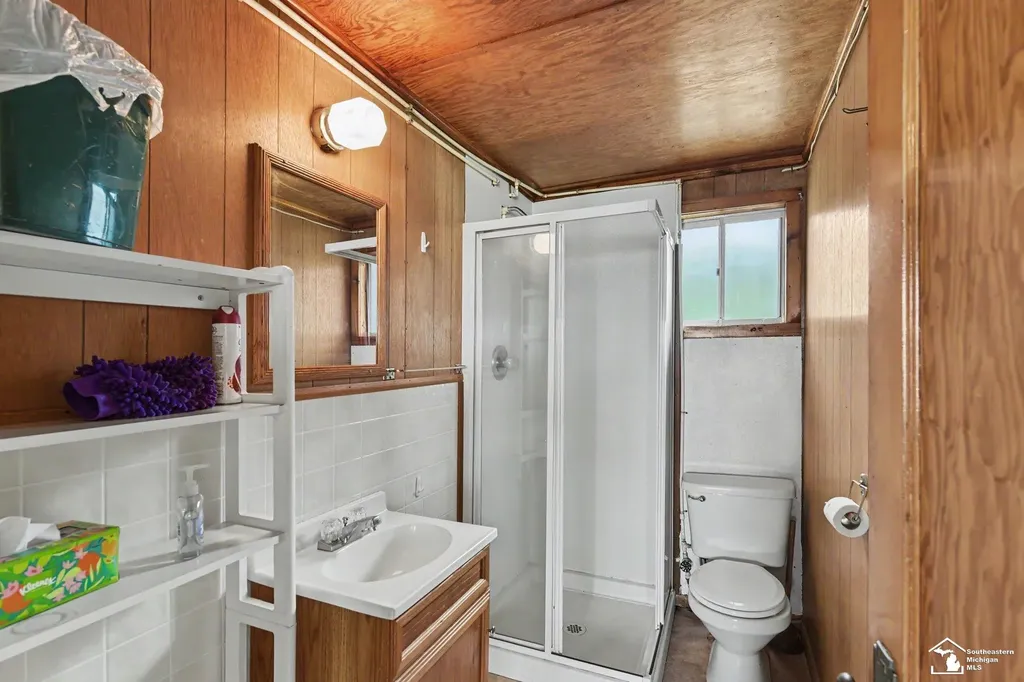 5358 W Houghton Lake Drive Unknown City MI 48629
