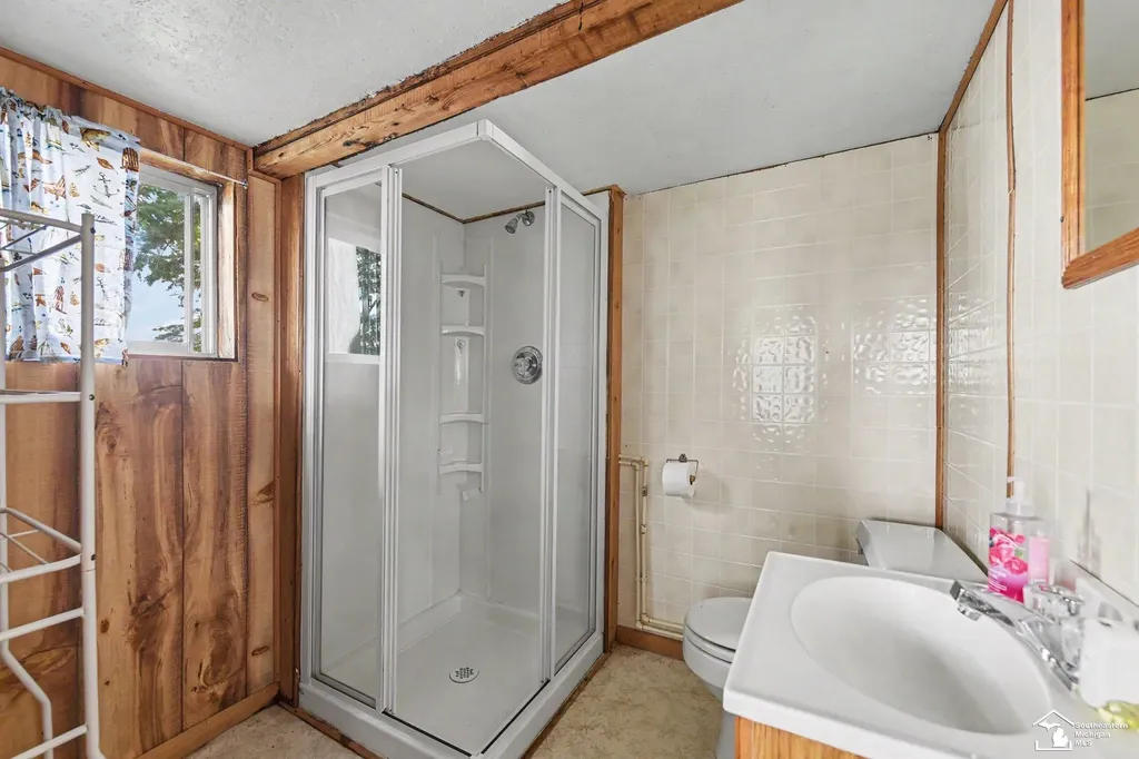 5358 W Houghton Lake Drive Unknown City MI 48629