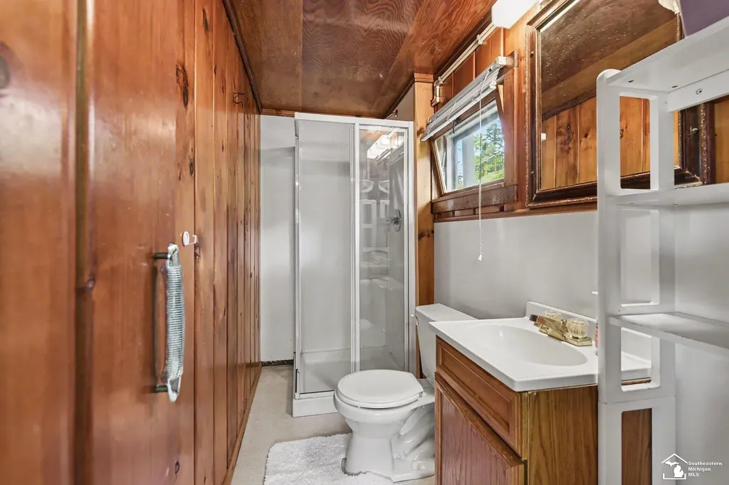 5358 W Houghton Lake Drive Unknown City MI 48629