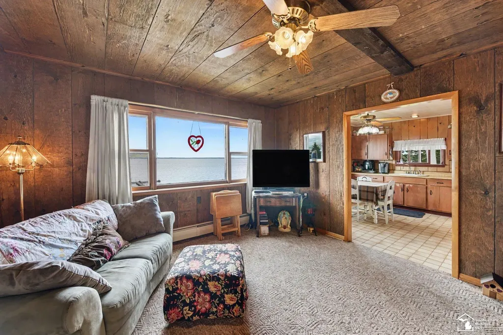 5358 W Houghton Lake Drive Unknown City MI 48629