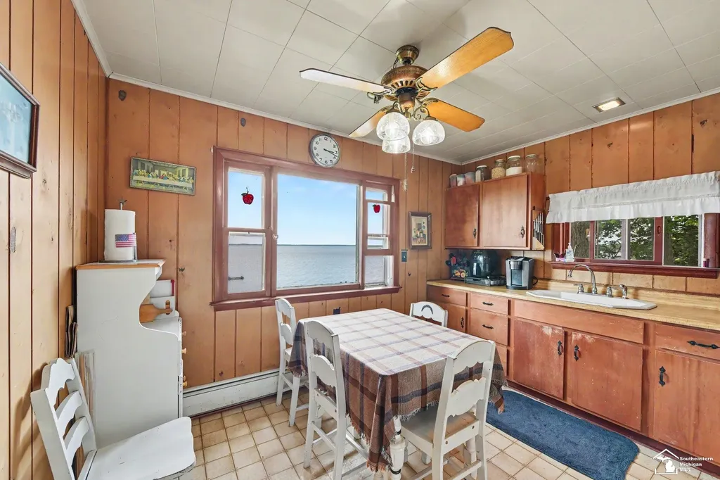 5358 W Houghton Lake Drive Unknown City MI 48629