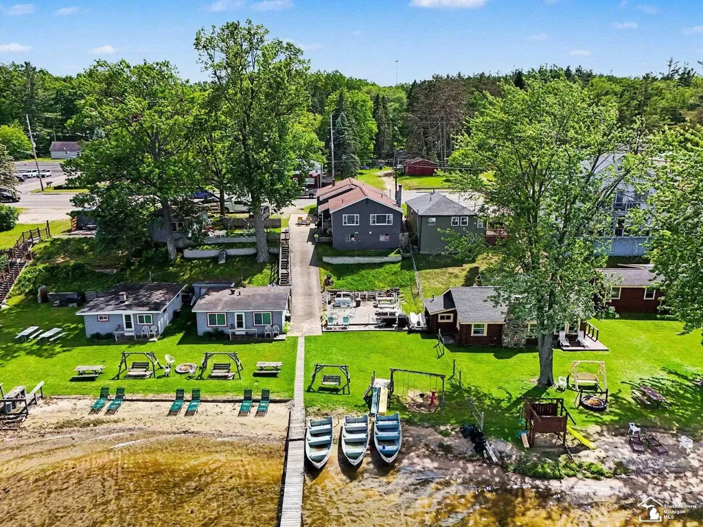 5358 W Houghton Lake Drive Unknown City MI 48629