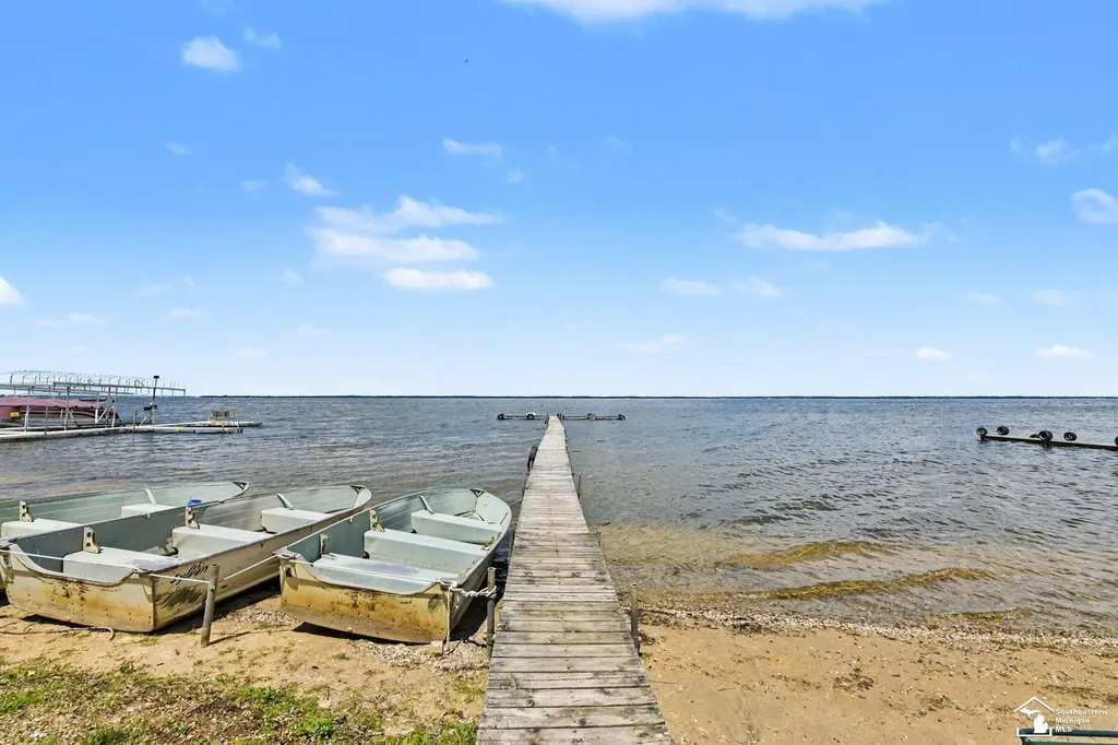 5358 W Houghton Lake Drive Unknown City MI 48629