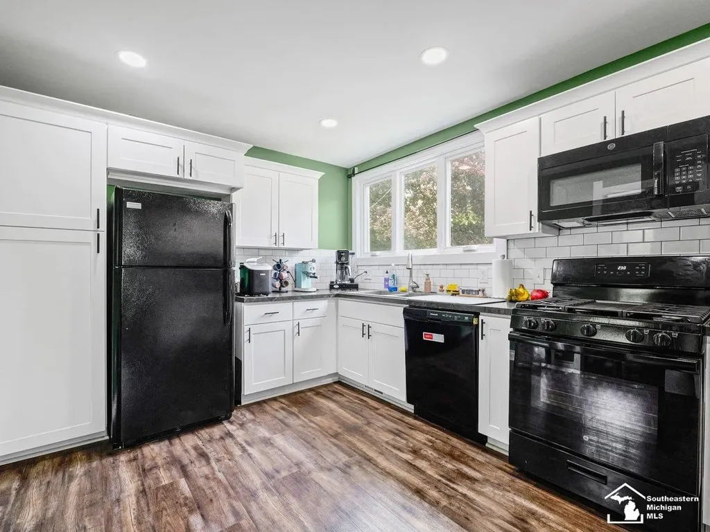 7332 Suder Avenue Erie Township MI 48133