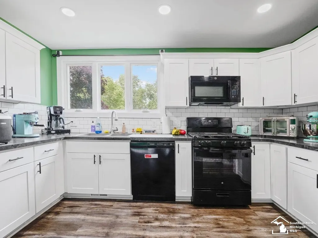 7332 Suder Avenue Erie Township MI 48133