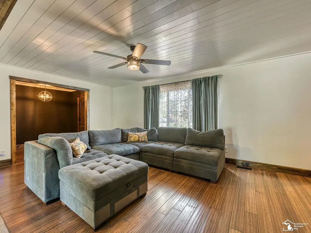 10937 Armstrong Road Berlin Charter Township MI 48179