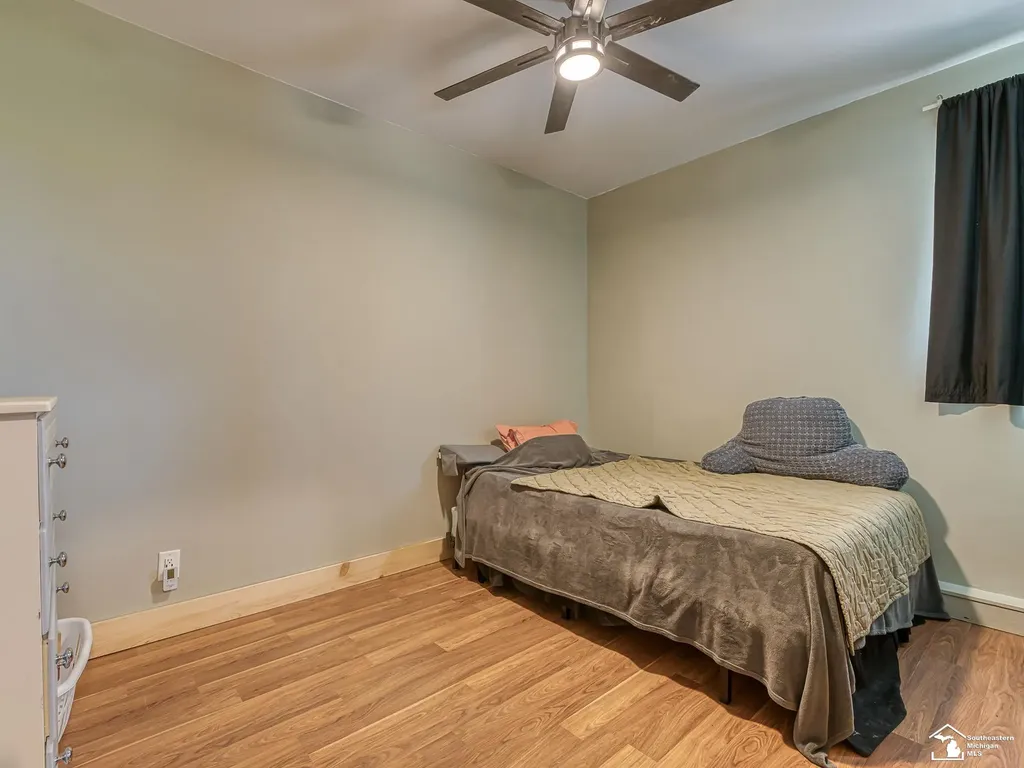 10937 Armstrong Road Berlin Charter Township MI 48179