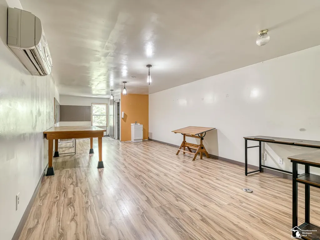 10937 Armstrong Road Berlin Charter Township MI 48179