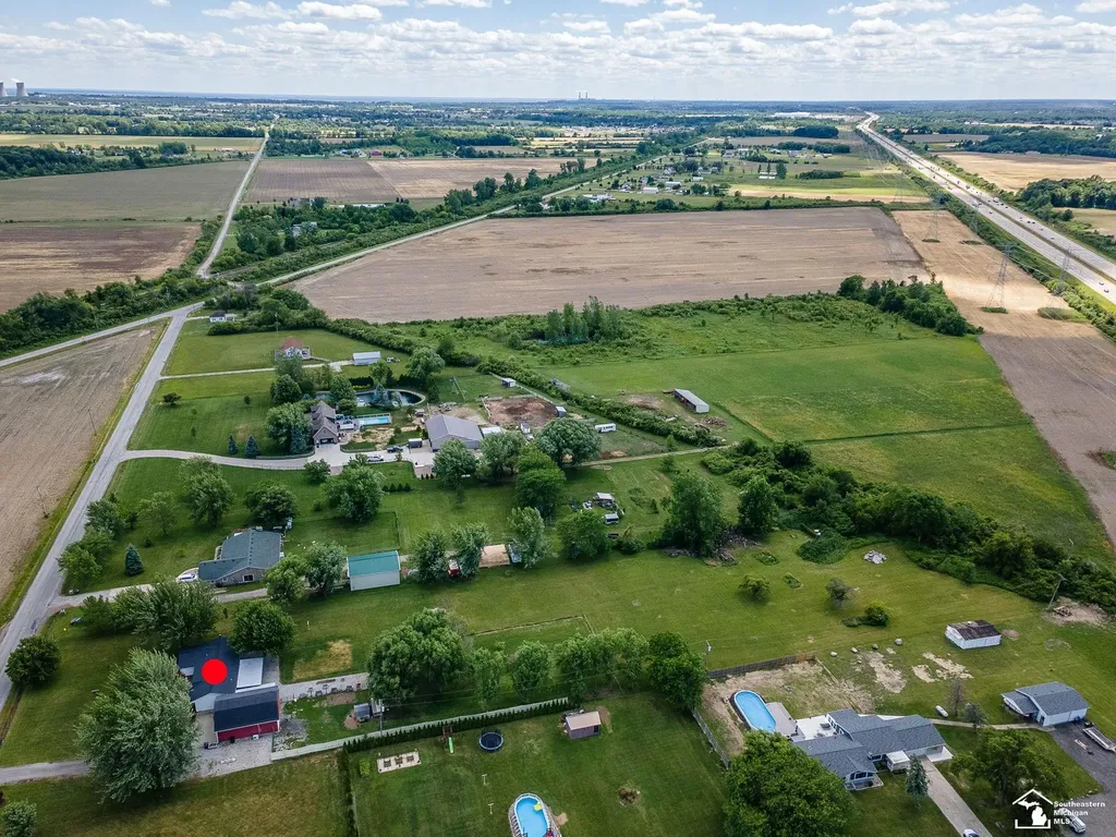 10937 Armstrong Road Berlin Charter Township MI 48179