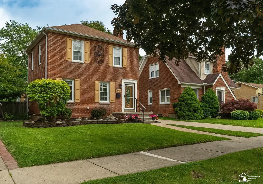 2845 Birchwood Street Trenton City MI 48183