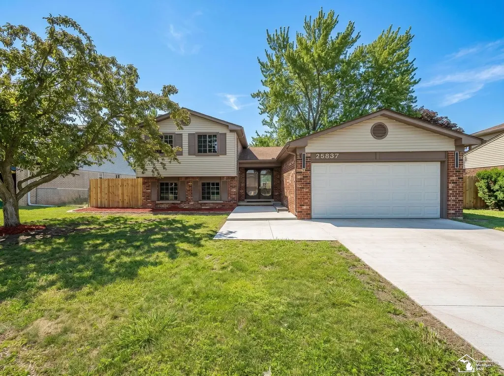 25837 Badger Street Brownstown Charter Township MI 48134