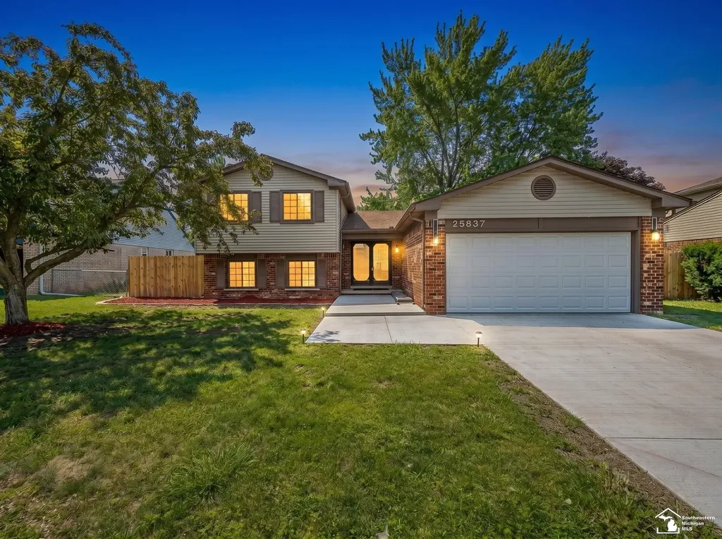 25837 Badger Street Brownstown Charter Township MI 48134
