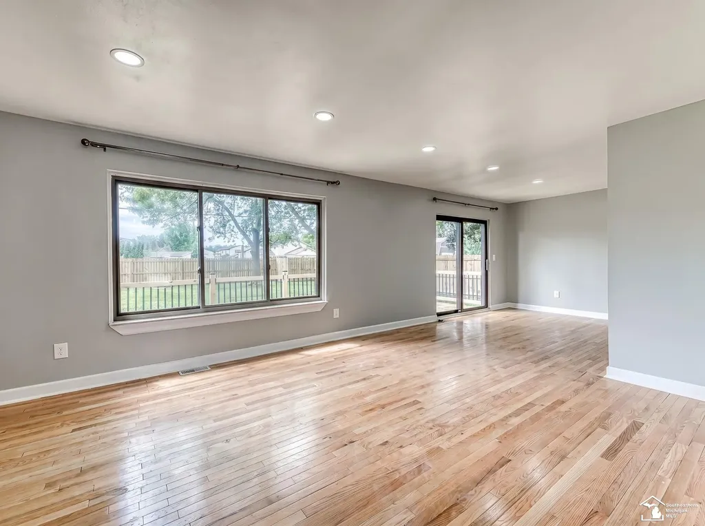 25837 Badger Street Brownstown Charter Township MI 48134