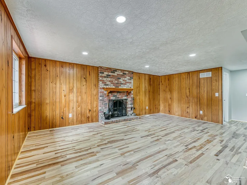 25837 Badger Street Brownstown Charter Township MI 48134